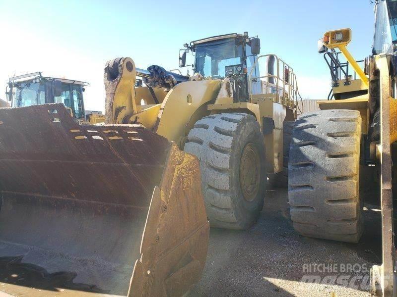 CAT 988K Iekrāvēji uz riteņiem