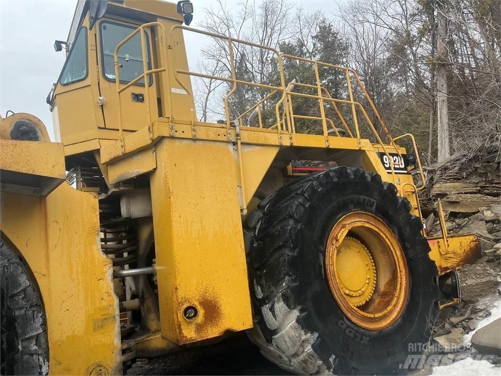 CAT 992D Iekrāvēji uz riteņiem