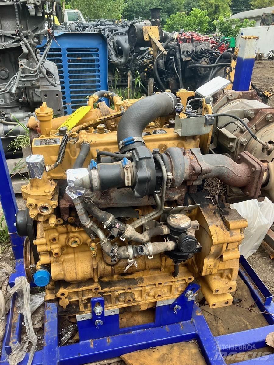 CAT C3.3B Dzinēji