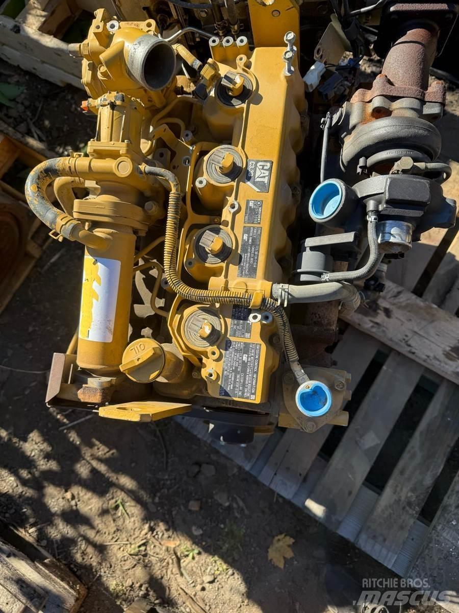 CAT C3.3B Dzinēji