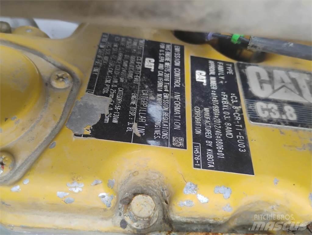 CAT C3.8 Dzinēji
