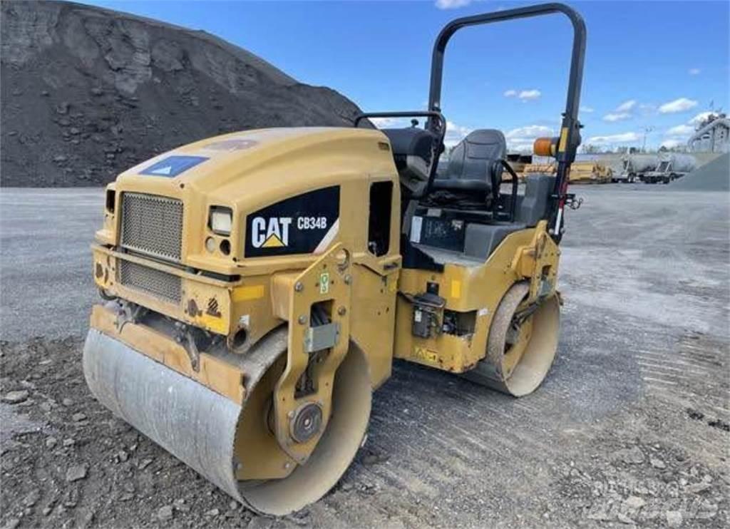 CAT CB34B Vienvalča grunts veltņi