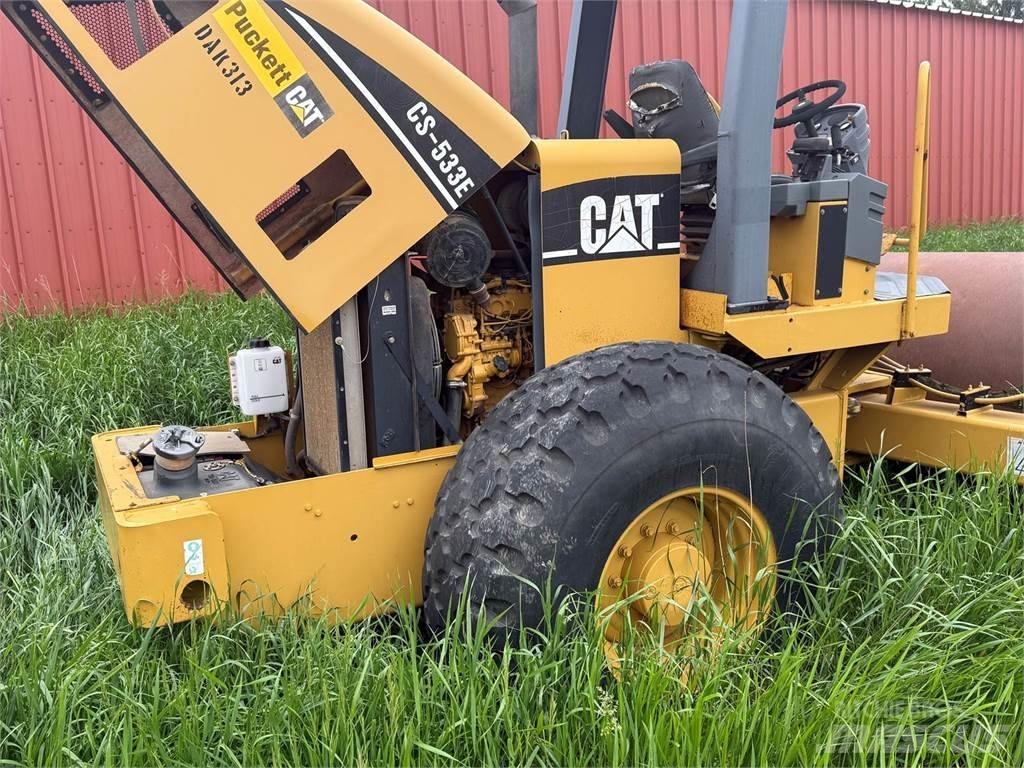 CAT CS533E Vienvalča grunts veltņi