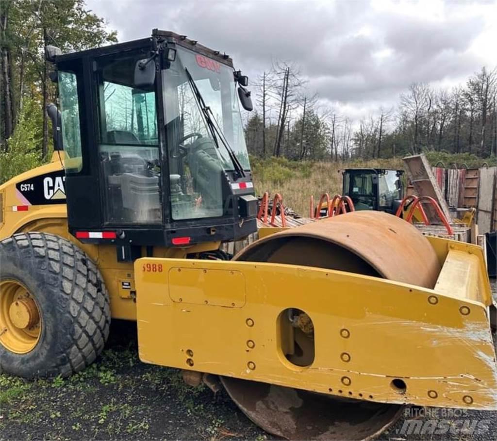 CAT CS74 Vienvalča grunts veltņi