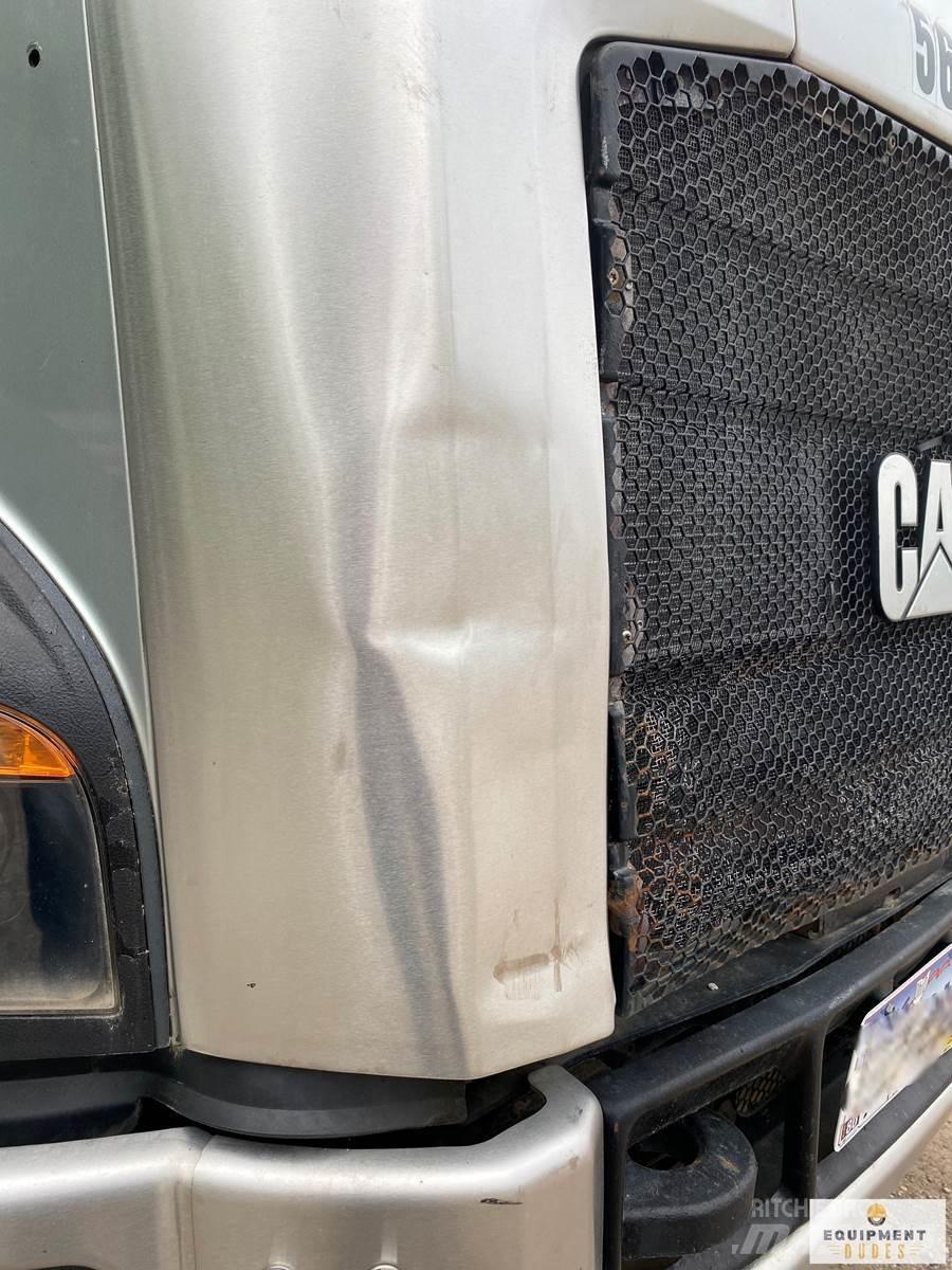 CAT CT660 Pašizgāzējs