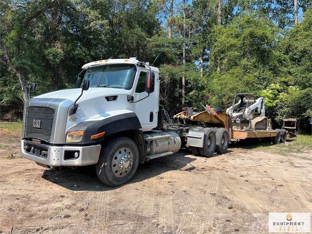 CAT CT660S Vilcēji