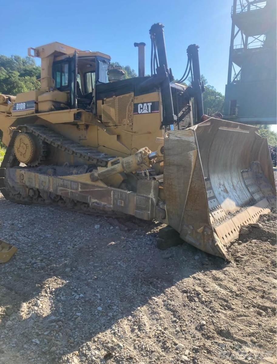 CAT D10R Kāpurķēžu buldozeri