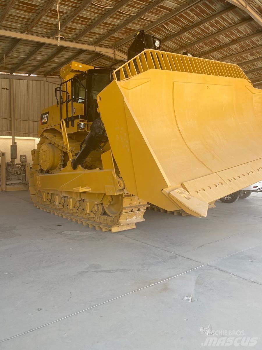 CAT D10T2 Kāpurķēžu buldozeri