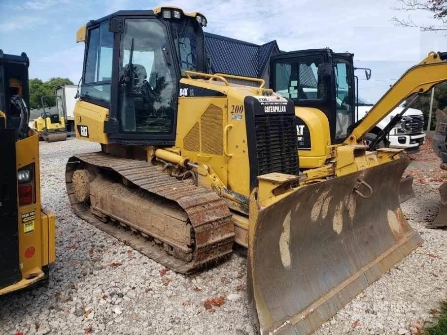 CAT D4K XL Kāpurķēžu buldozeri