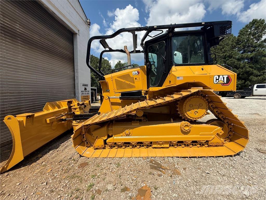 CAT D5 LGP Kāpurķēžu buldozeri