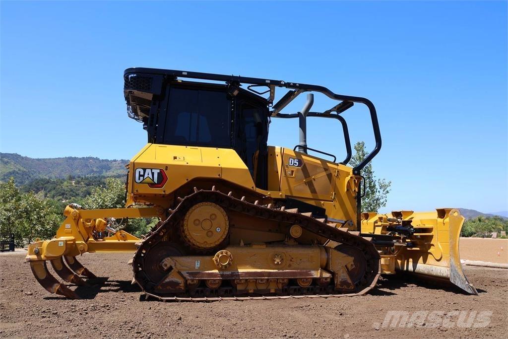 CAT D5 XL Kāpurķēžu buldozeri