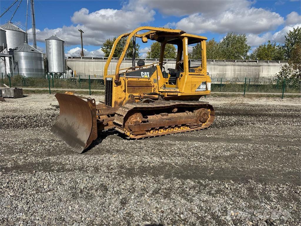 CAT D5G XL Kāpurķēžu buldozeri