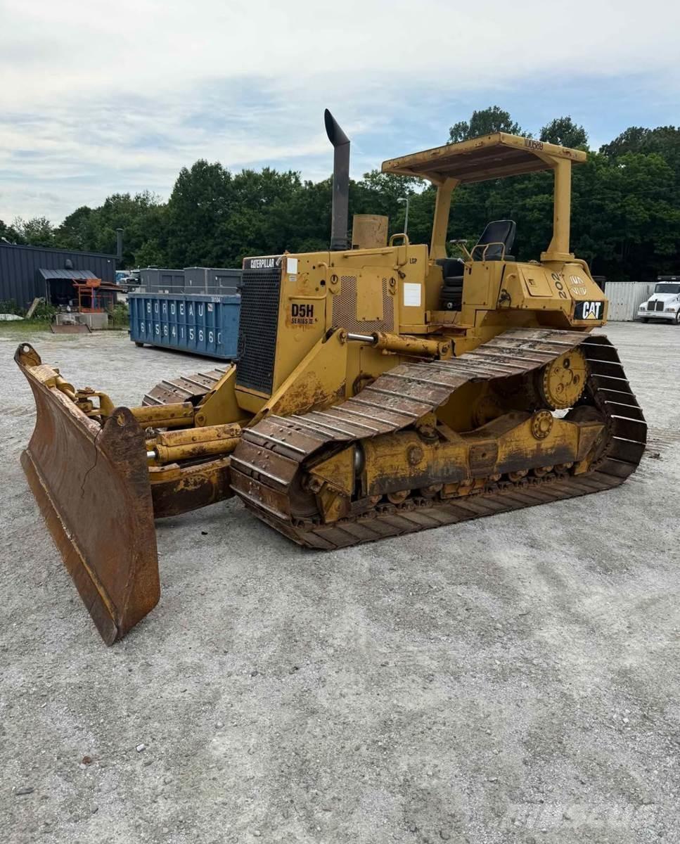 CAT D5H II Kāpurķēžu buldozeri