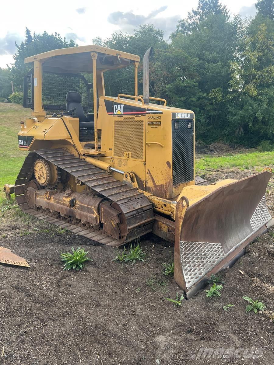 CAT D5N Kāpurķēžu buldozeri