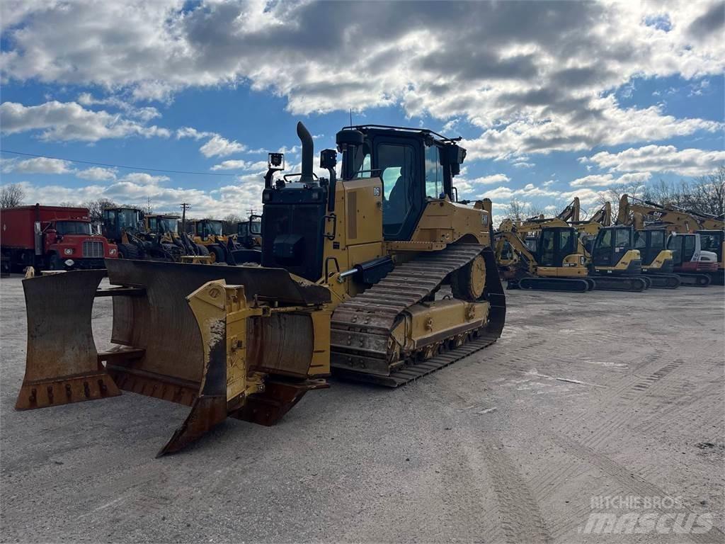 CAT D6 Kāpurķēžu buldozeri