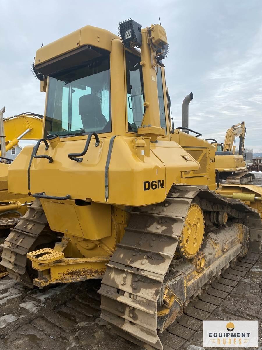 CAT D6N XL Kāpurķēžu buldozeri