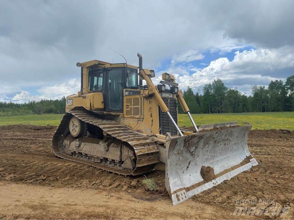 CAT D6T Kāpurķēžu buldozeri