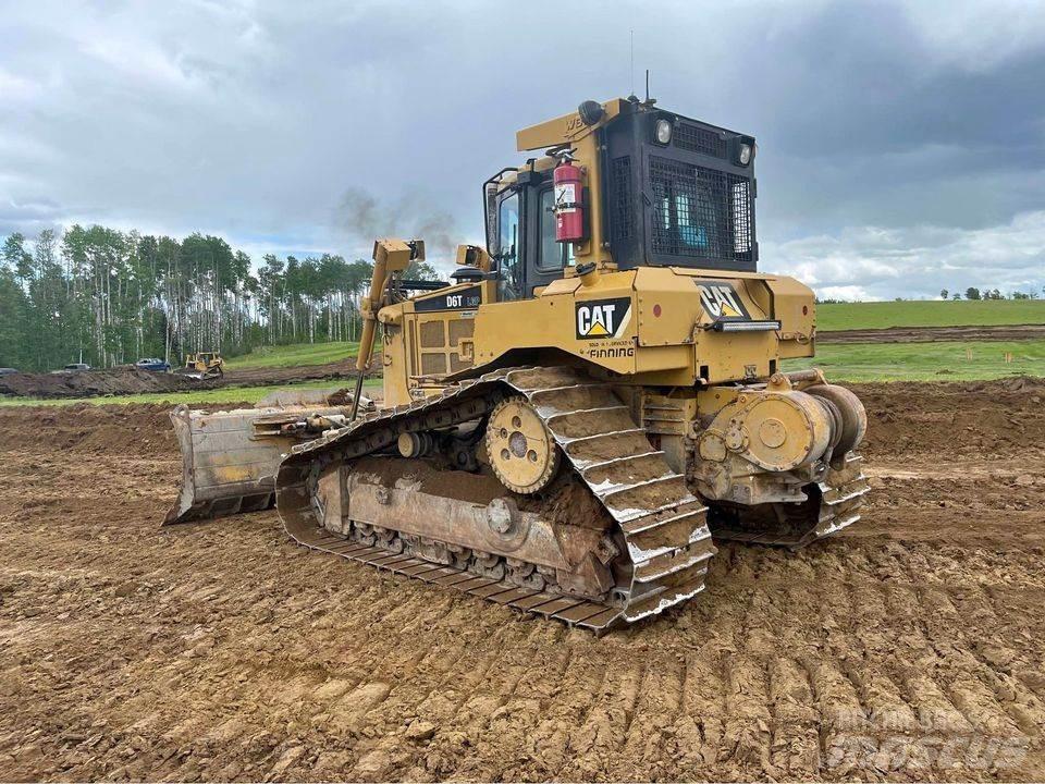 CAT D6T Kāpurķēžu buldozeri