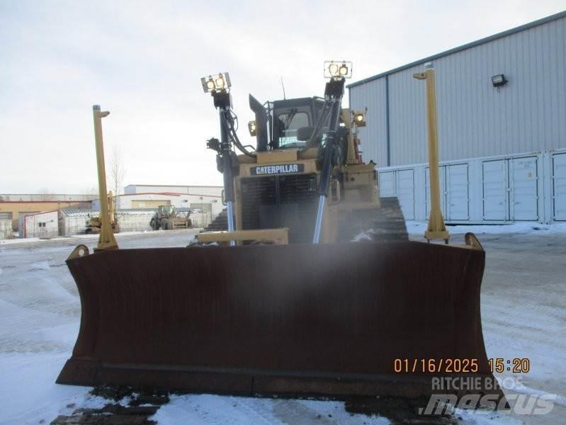 CAT D6T Kāpurķēžu buldozeri