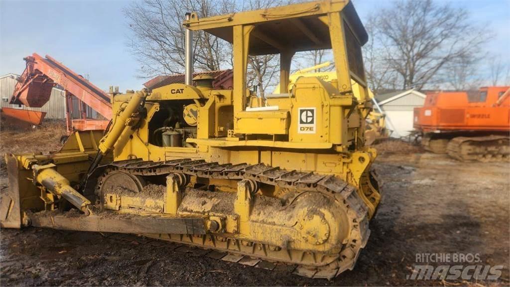 CAT D7F Kāpurķēžu buldozeri