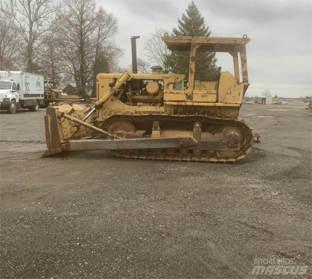 CAT D7F Kāpurķēžu buldozeri
