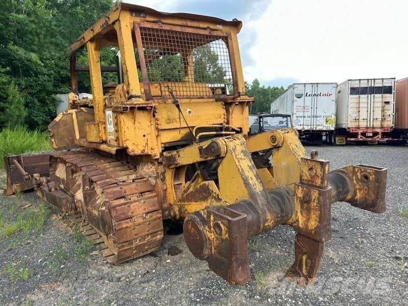 CAT D7F Kāpurķēžu buldozeri