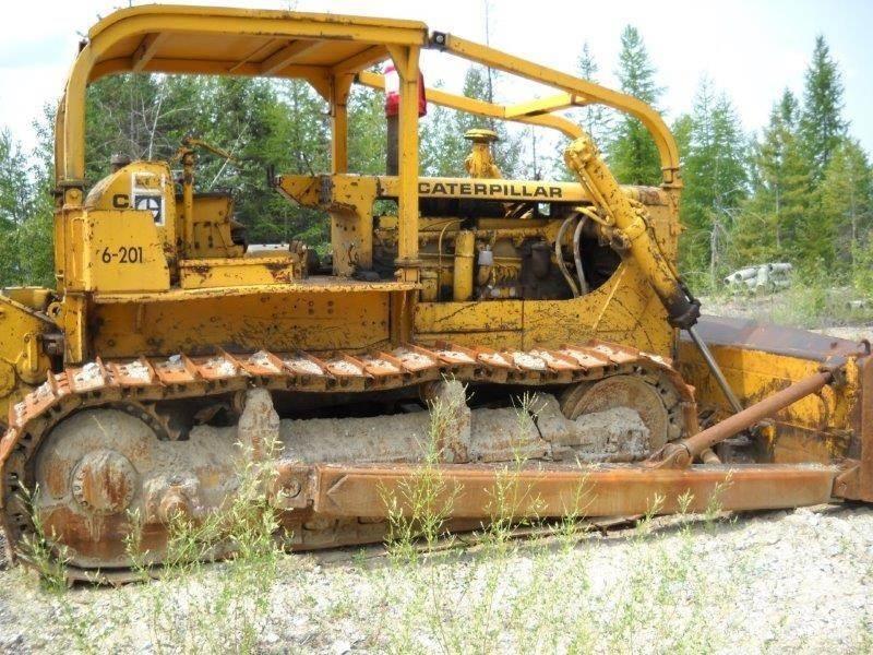 CAT D8H Kāpurķēžu buldozeri
