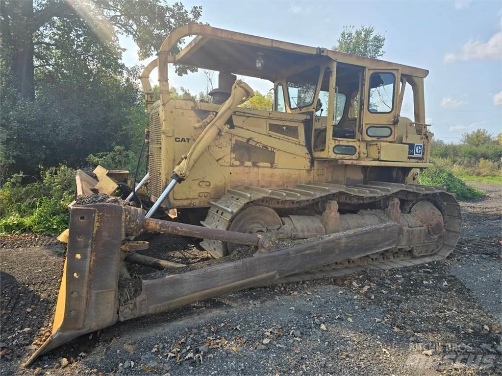 CAT D8H Kāpurķēžu buldozeri
