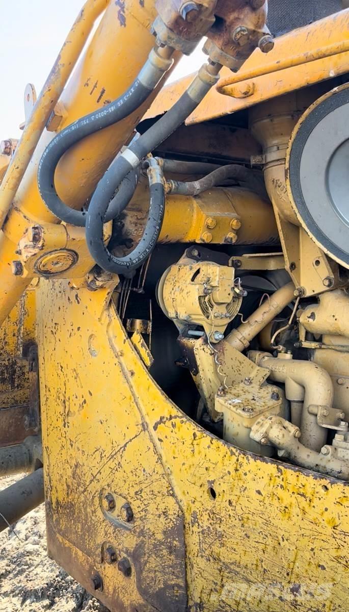 CAT D8H Kāpurķēžu buldozeri