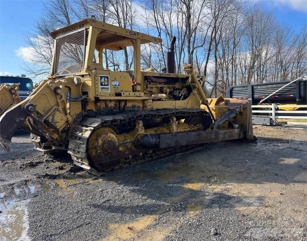 CAT D8H Kāpurķēžu buldozeri