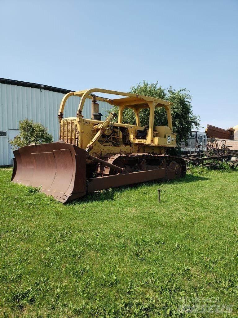 CAT D8K Kāpurķēžu buldozeri