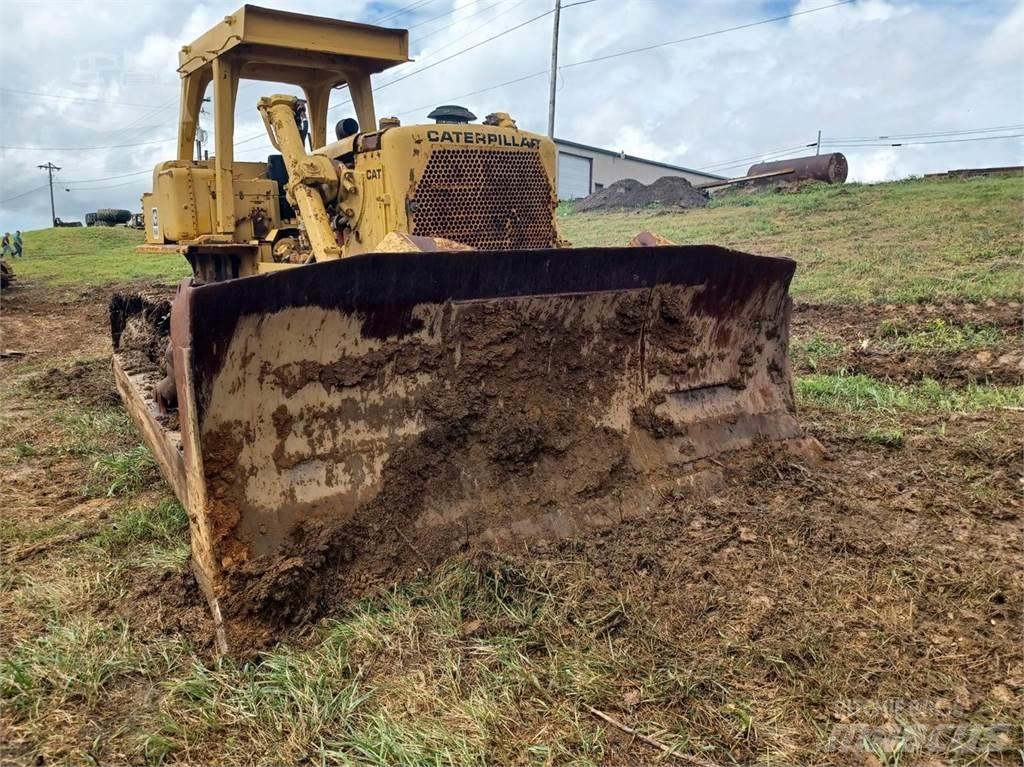 CAT D8K Kāpurķēžu buldozeri