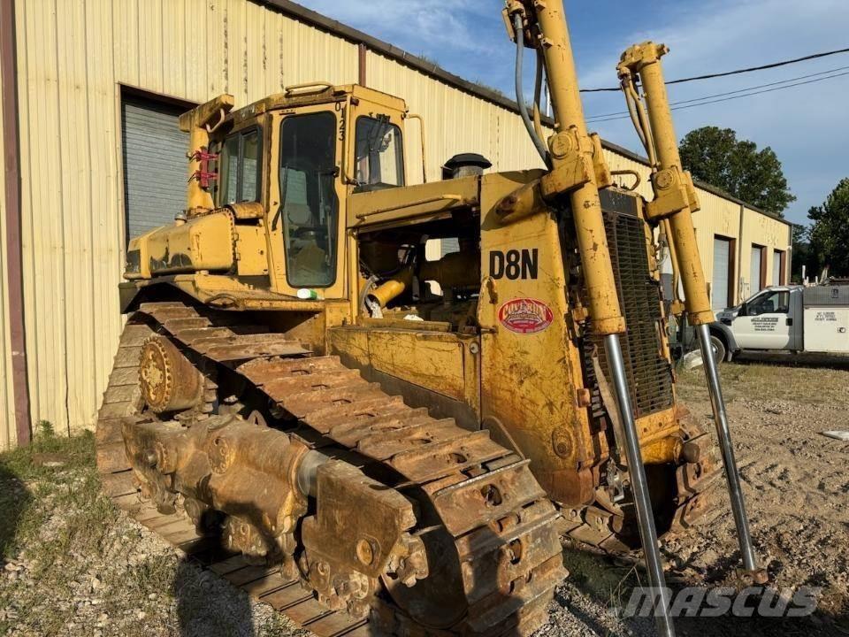 CAT D8N Kāpurķēžu buldozeri
