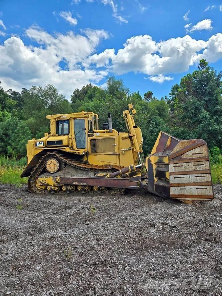 CAT D8N Kāpurķēžu buldozeri