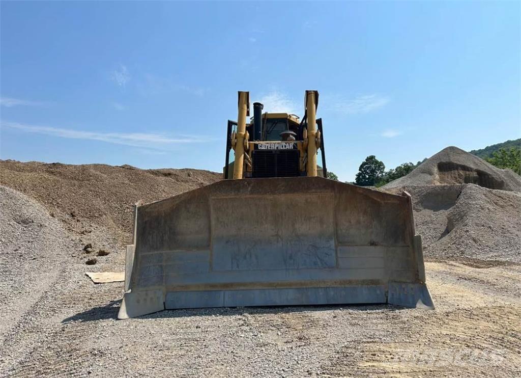 CAT D8N Kāpurķēžu buldozeri