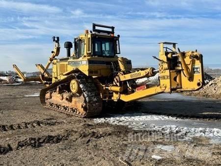 CAT D8R Kāpurķēžu buldozeri