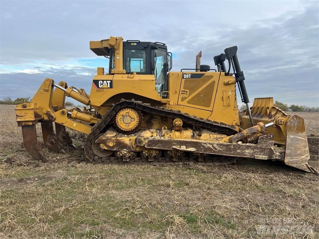 CAT D8T Kāpurķēžu buldozeri