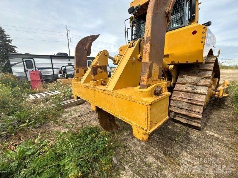 CAT D8T Kāpurķēžu buldozeri