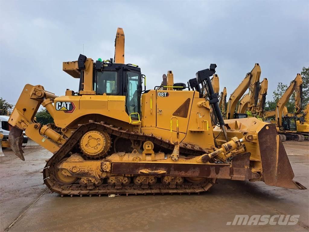 CAT D8T Kāpurķēžu buldozeri