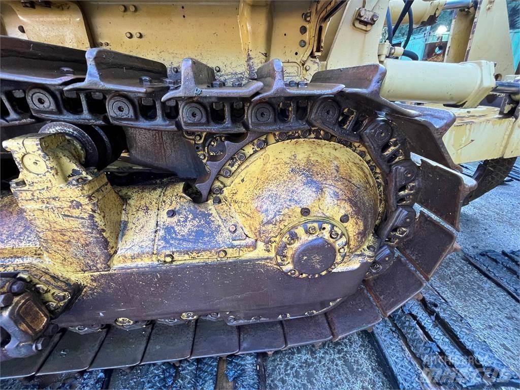 CAT D9H Kāpurķēžu buldozeri