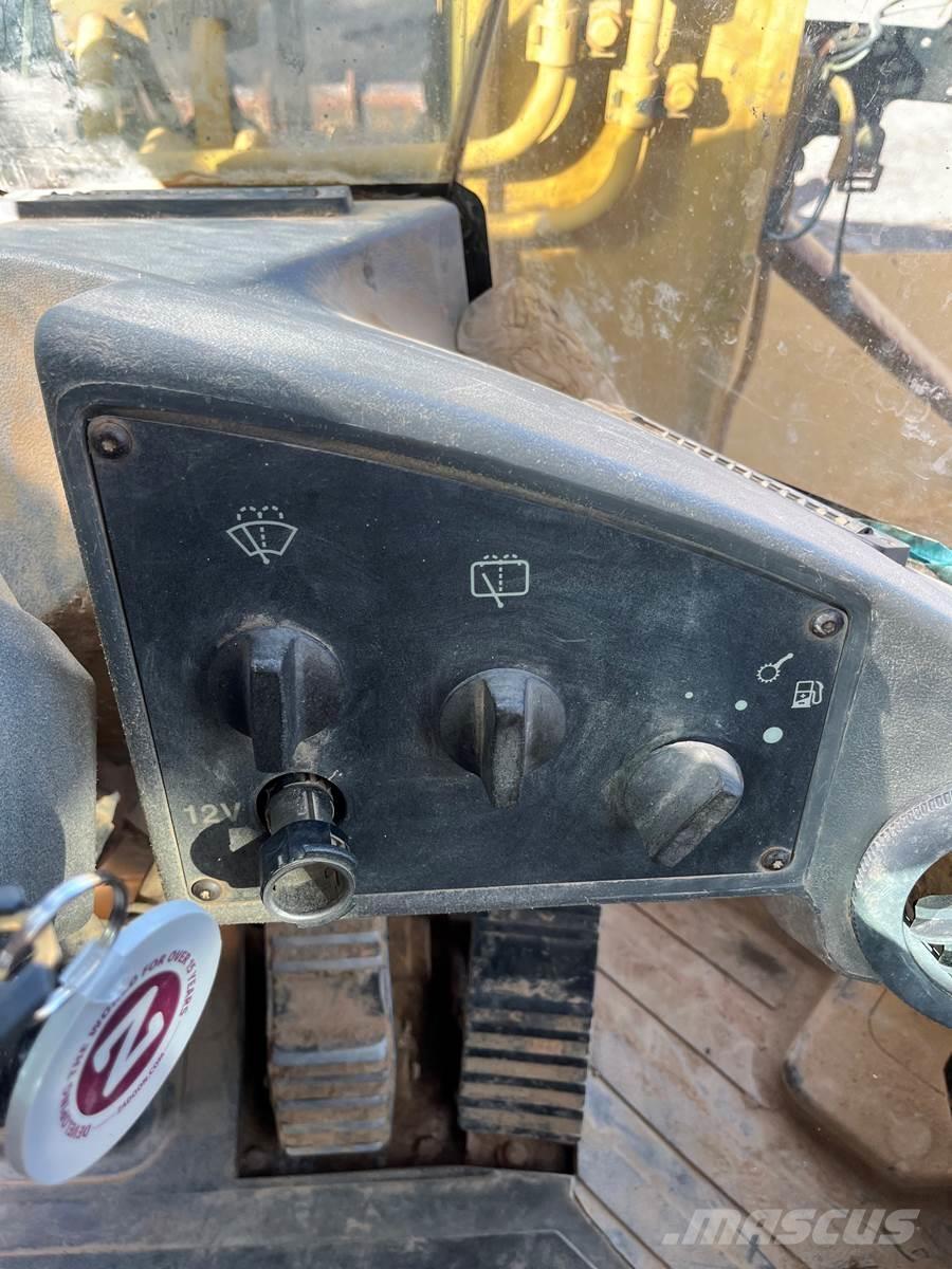 CAT IT38G Iekrāvēji uz riteņiem