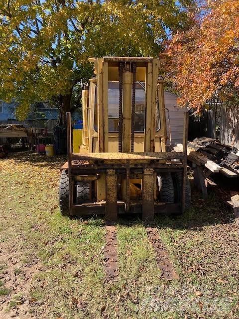 CAT V120 Autokrāvēji - citi