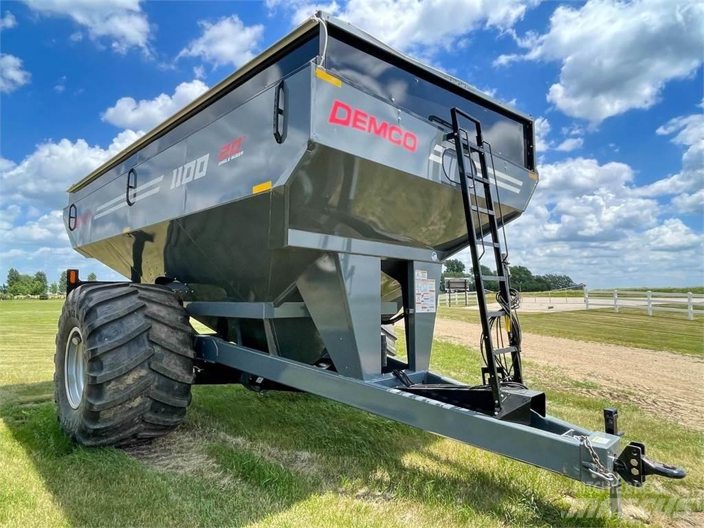 Demco 1100 Graudu pārkraušanas piekabes