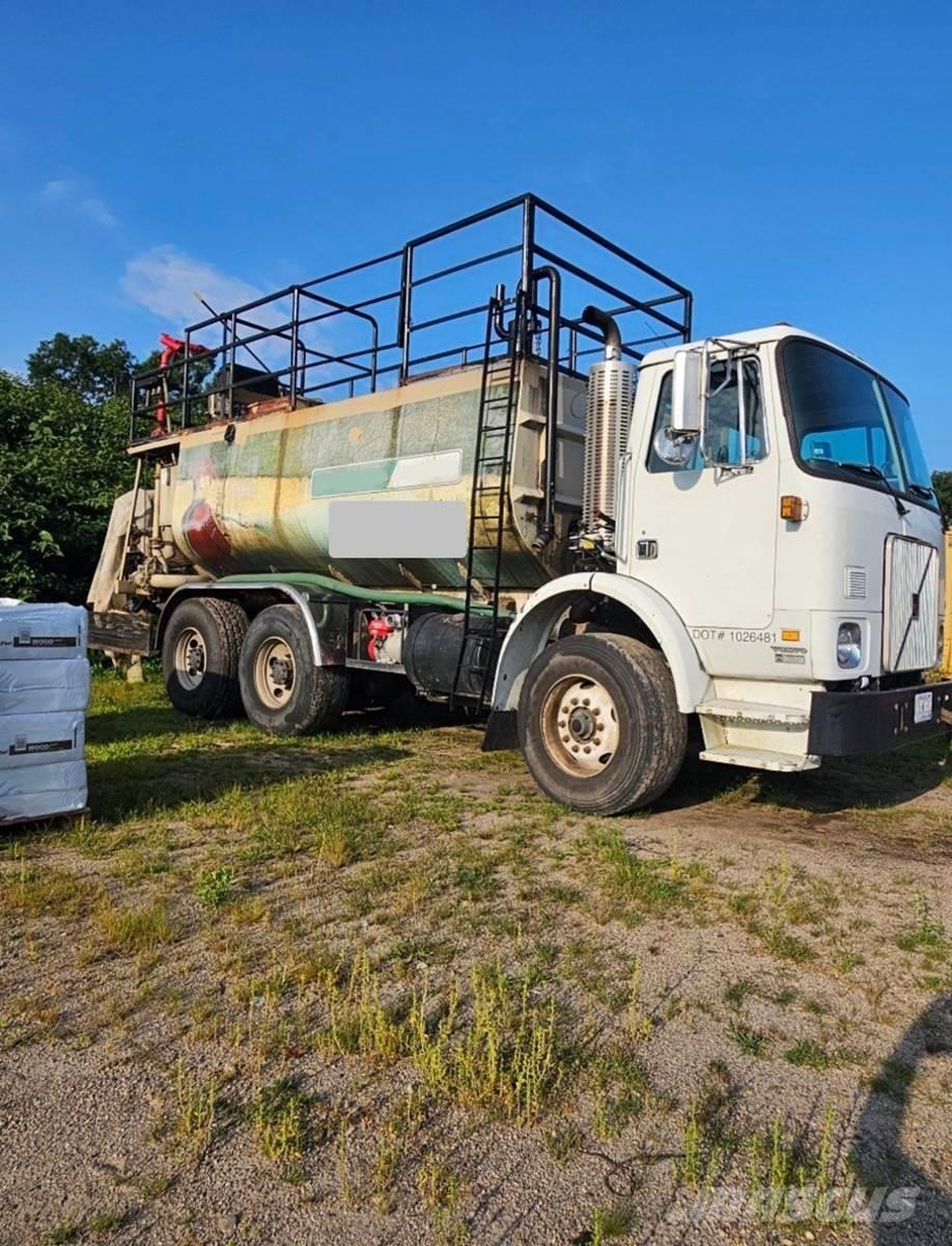 Finn T330 Pašizkrāvēji