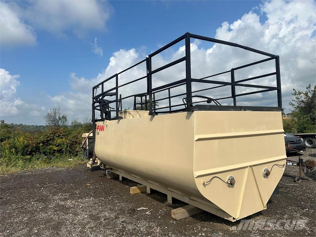 Finn T330 Pašizkrāvēji