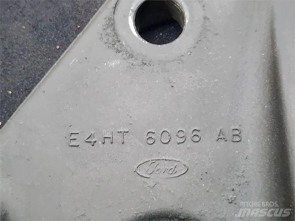 Ford  Dzinēji