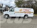 Ford E-250 Mikroautobusi