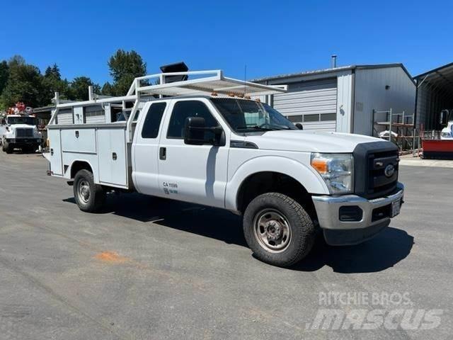 Ford F-350 Pilsētas atkritumvedēji