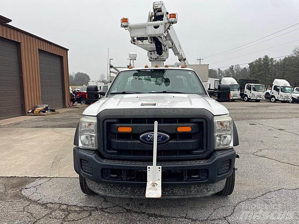 Ford F-450 Pacēlāji uz automašīnas bāzes