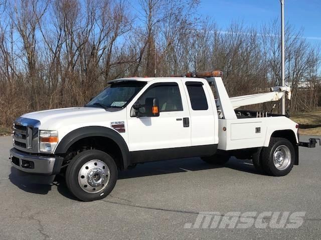 Ford F-550 Evakuators ar manipulatoru